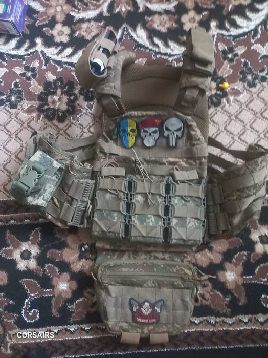 Плитоноска універсальна