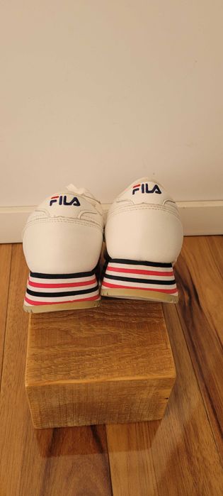 Białe damskie buty skórzane Fila ,roz 38