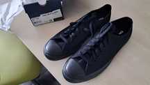 Ténis novos da Converse Chuck Taylor All Stars - 43 pretos