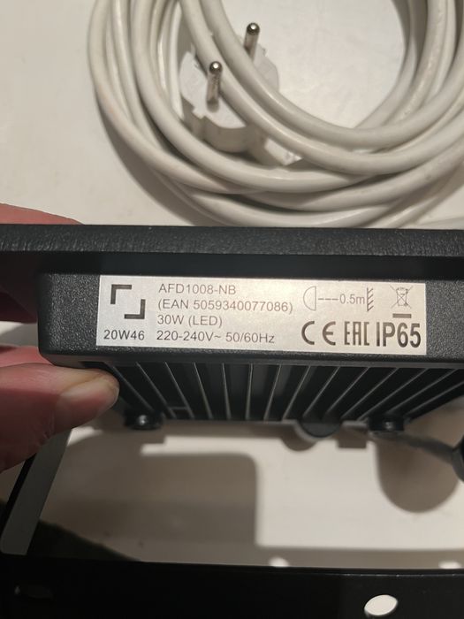 Naświetlacz Halogen LED z przewodem