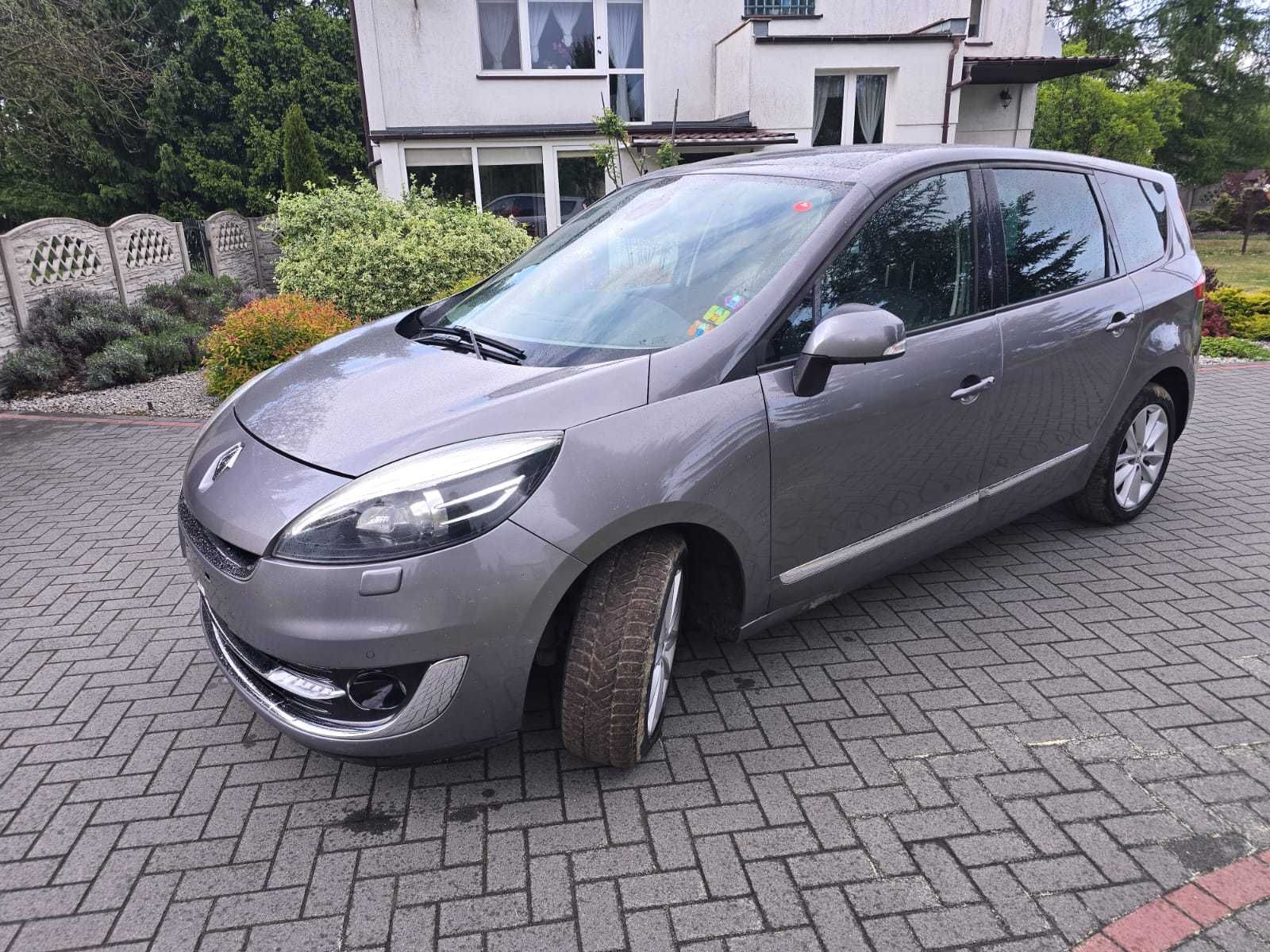 Renault Grand Scenic. Automat, skóra, kamera cofania, panorama,