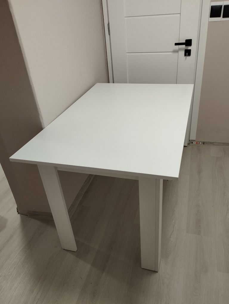 Biały stół 140x70 stolik