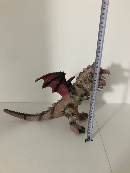 ORYGINALNY PREZENT! Trójgłowy smok z dźwiękiem!