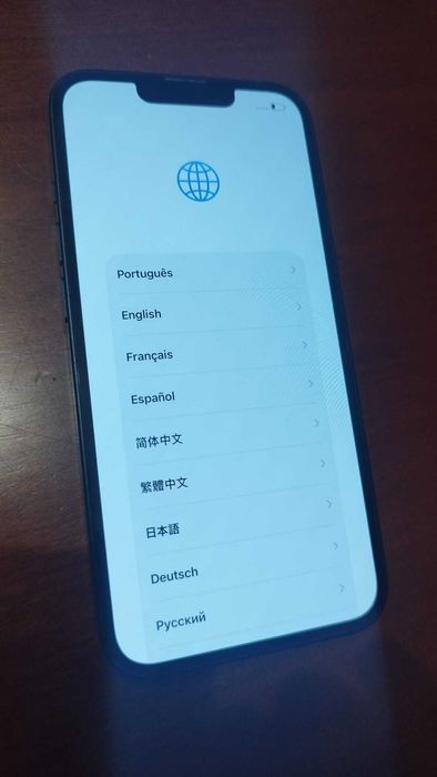 iPhone 13 128GB (+ 2 capas)