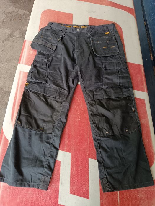 Продам мужские рабочие штаны DeWalt
