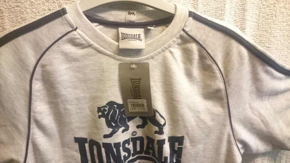 Dziecięcy T-shirt firmy LONSDALE UK