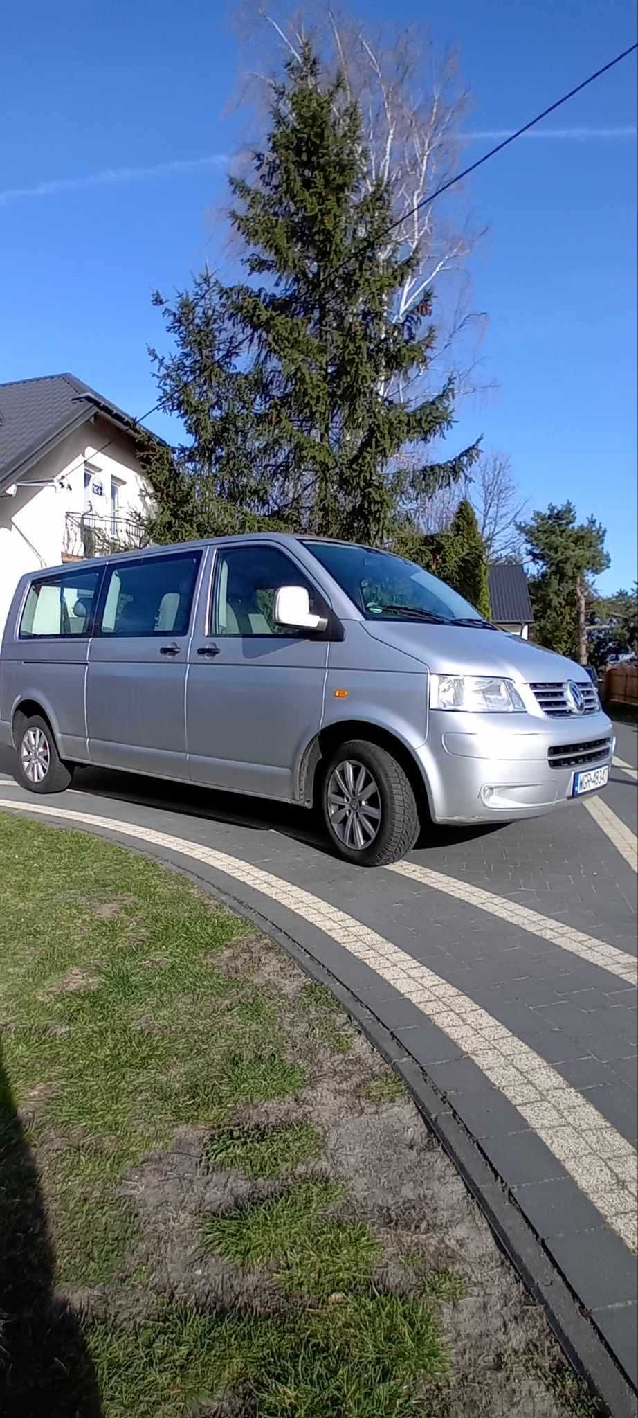 Volkswagen CARAVELLE T5 1.9 TDI 8 osób, LONG