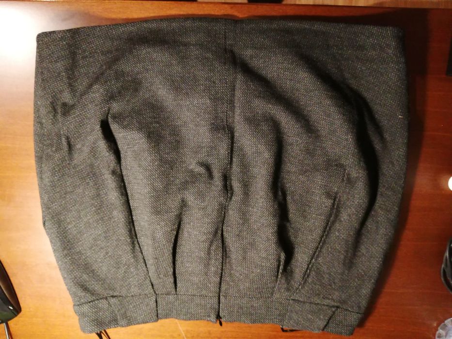 Saia curta da marca Mango