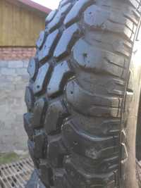 Продам грязьову резину 235/85 r16 GOODRIDE M/T