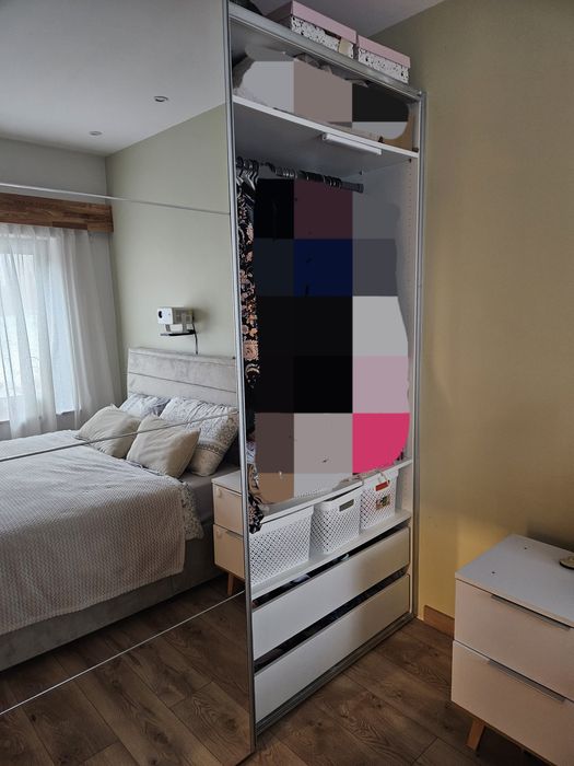 Szafa z lustrem 226 x 200 x 65,5