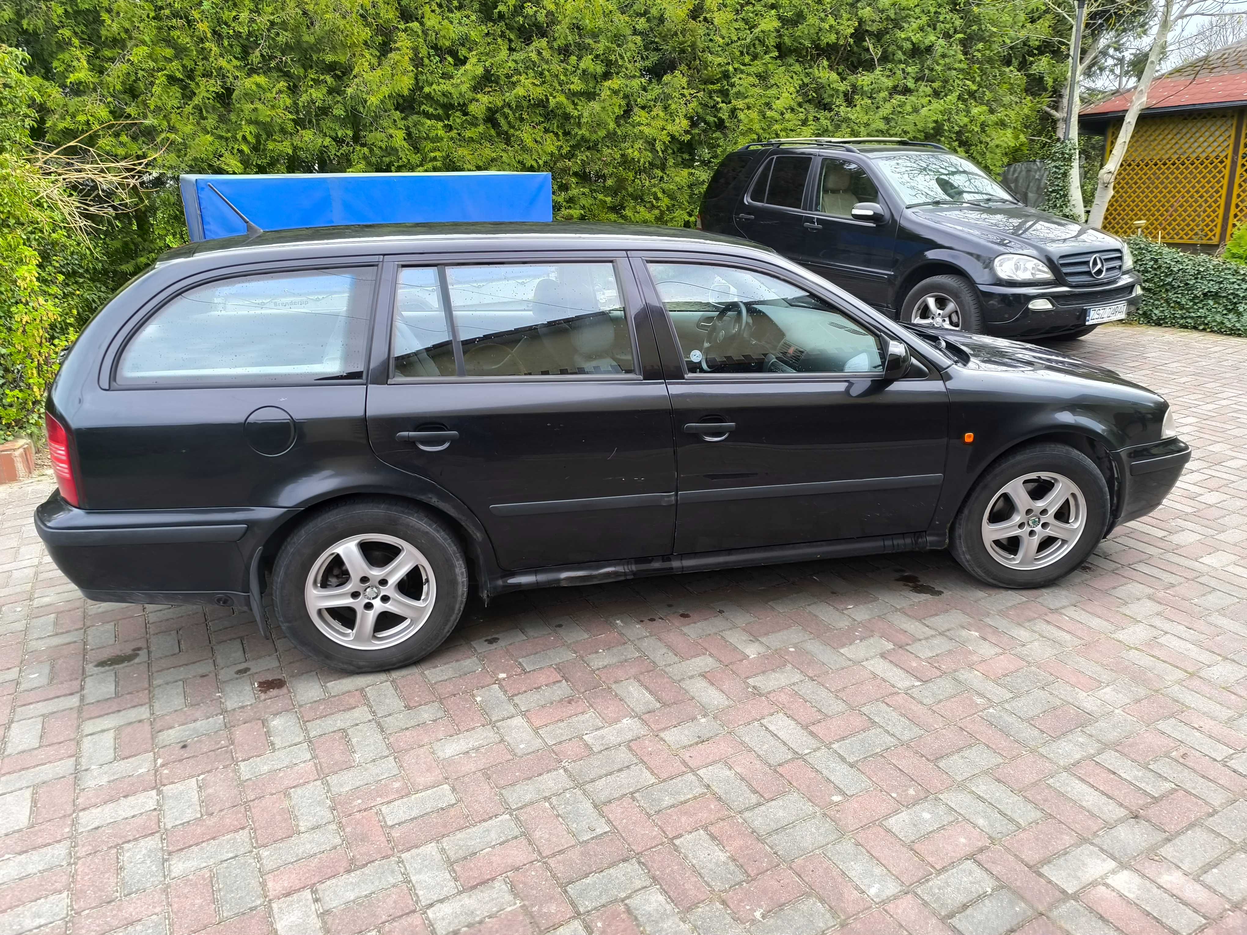 SKODA Octavia 2.0 V turbo