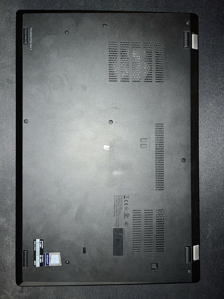 Ноутбук Lenovo ThinkPad P15s