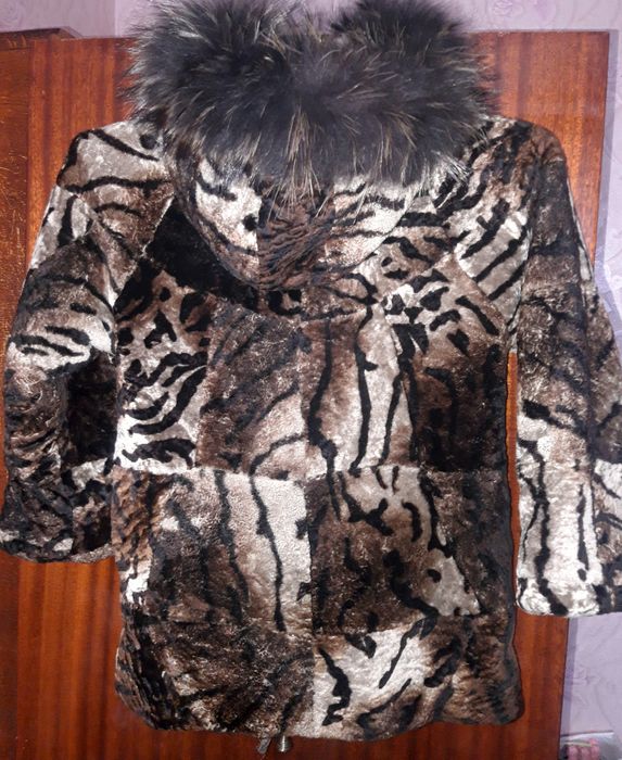 Натуральная Мутоновая шуба