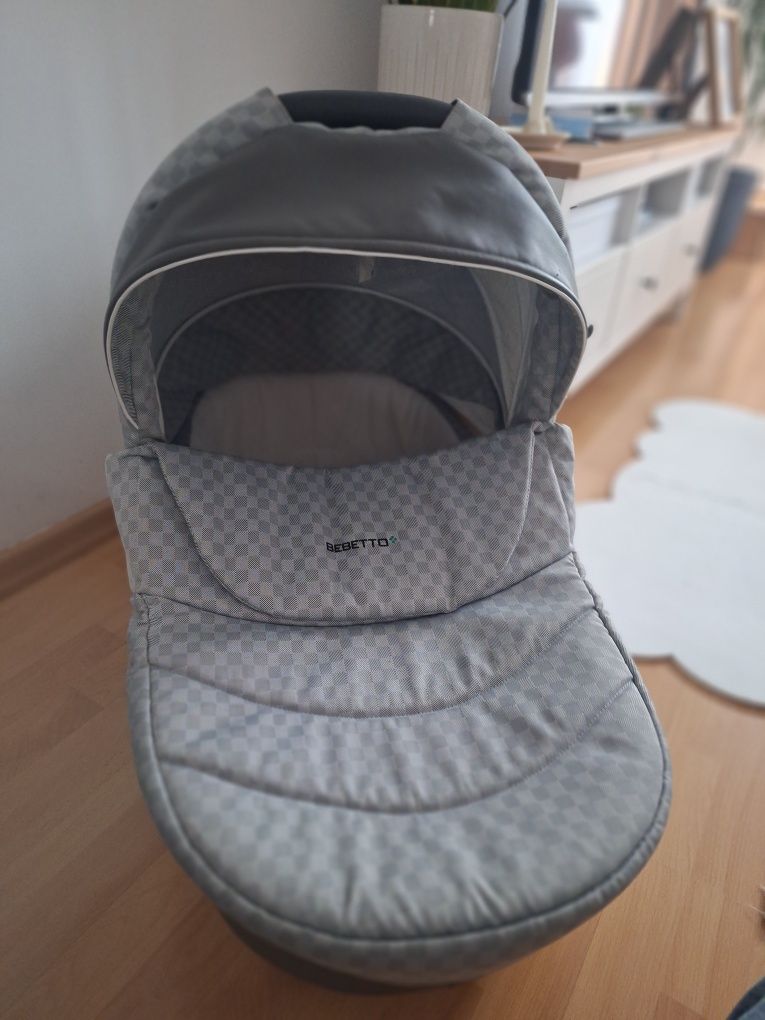 Wózek Bebetto gondola ze spacerówką i fotelikiem samochodowym