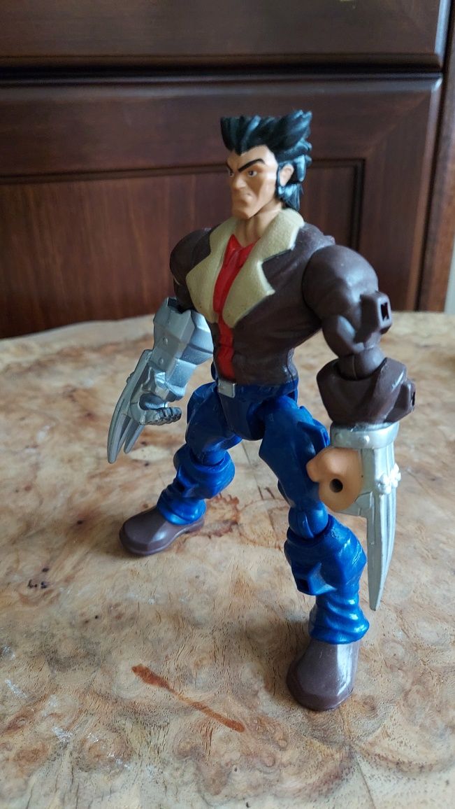 Wolverine - Hasbro - Marvel  - Figurka