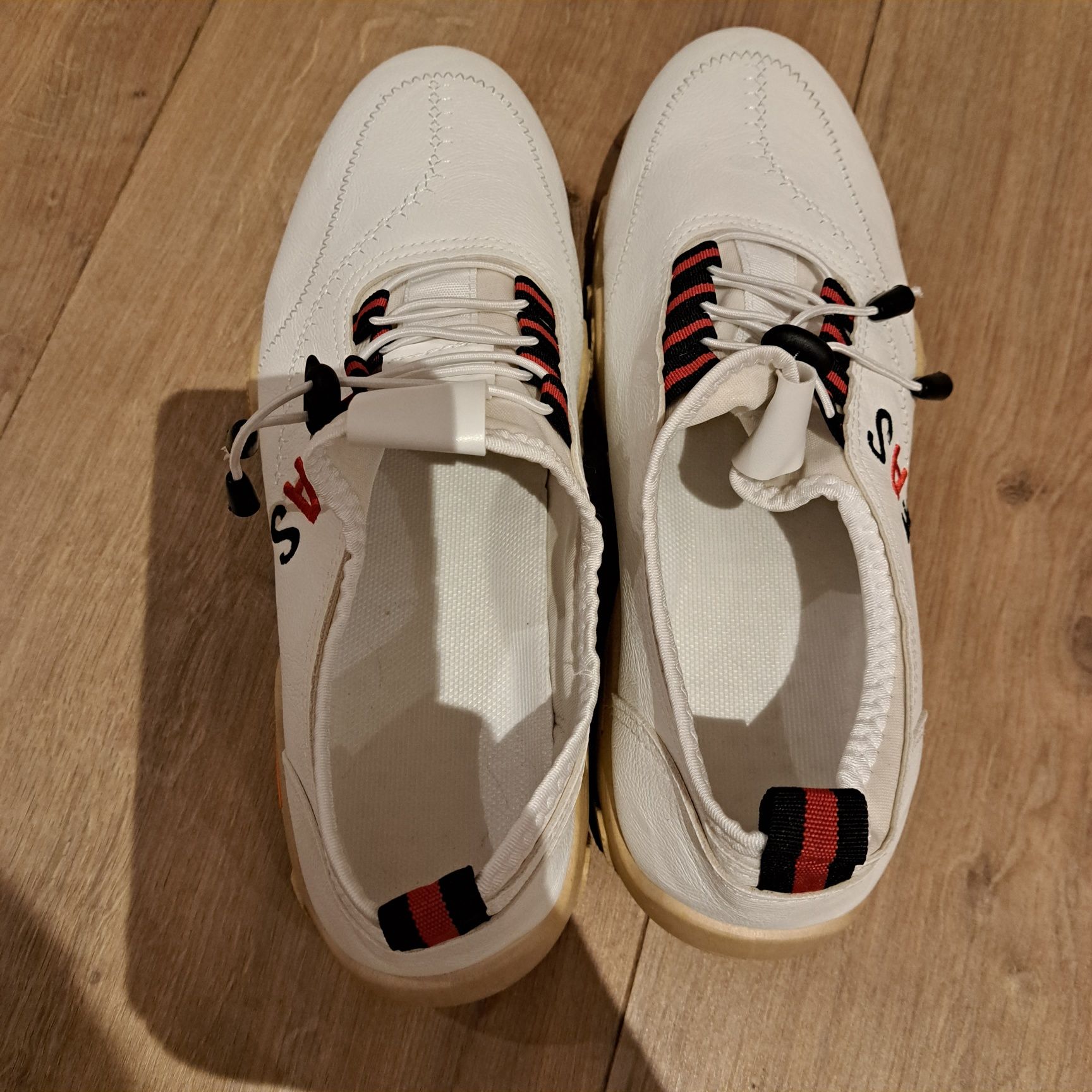 Nowe sneakersy męskie 44