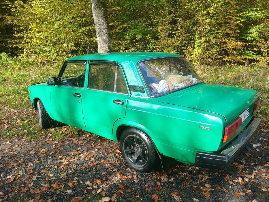 Продаж Ваз 2107.