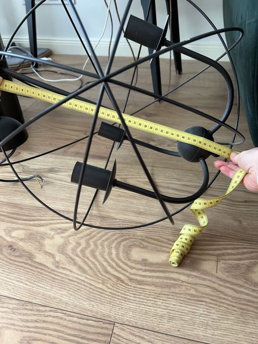 Zyrandol czarny  glob