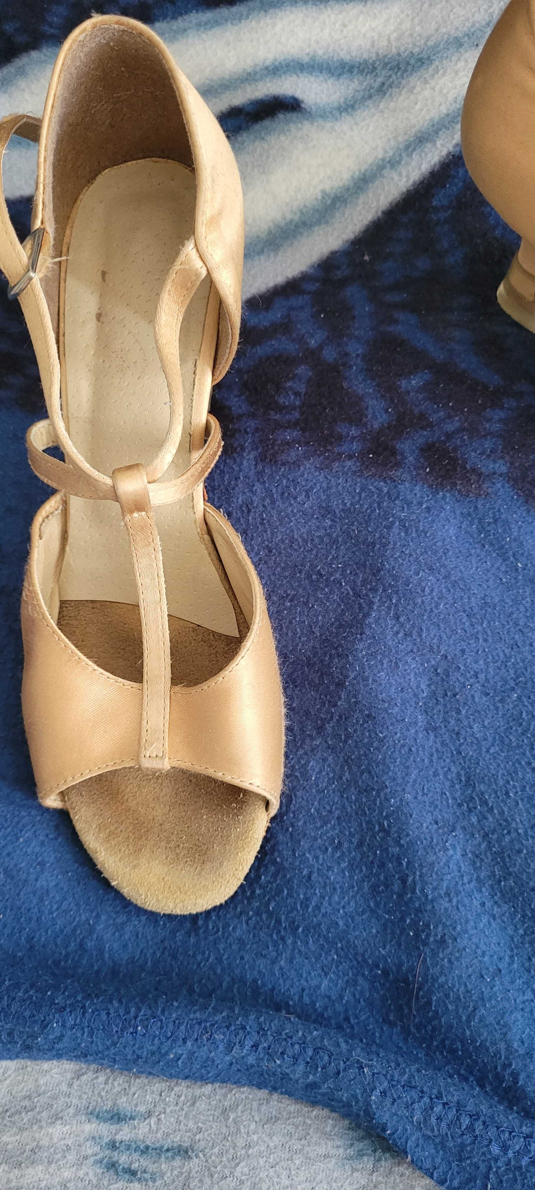 Buty do tańca latynoamerykańskiego