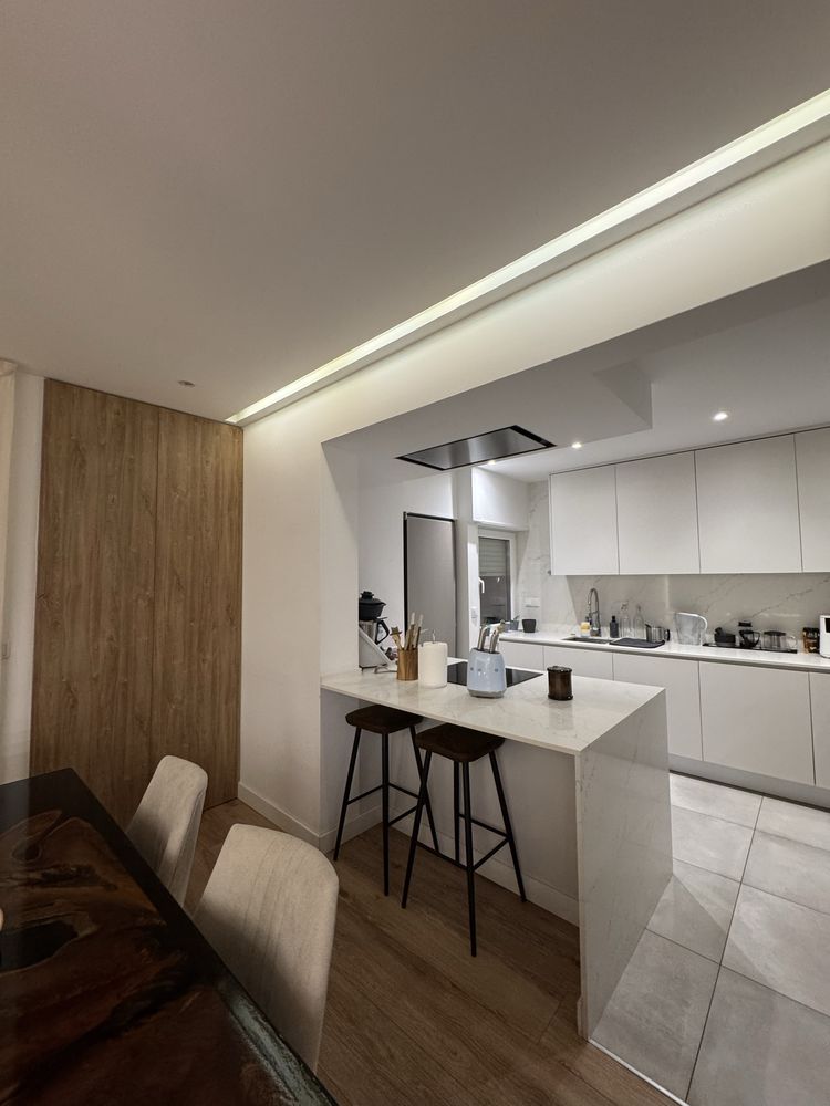 Apartamento T2 para arrendamento em Corroios