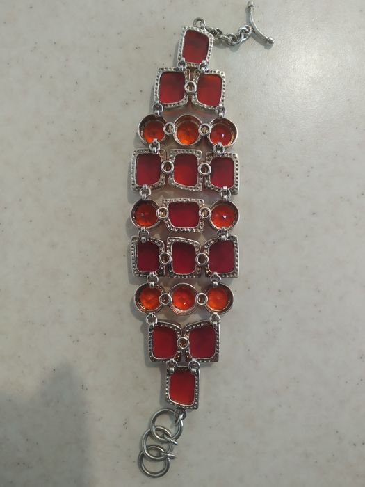 Браслет серебряный гранатовые камни