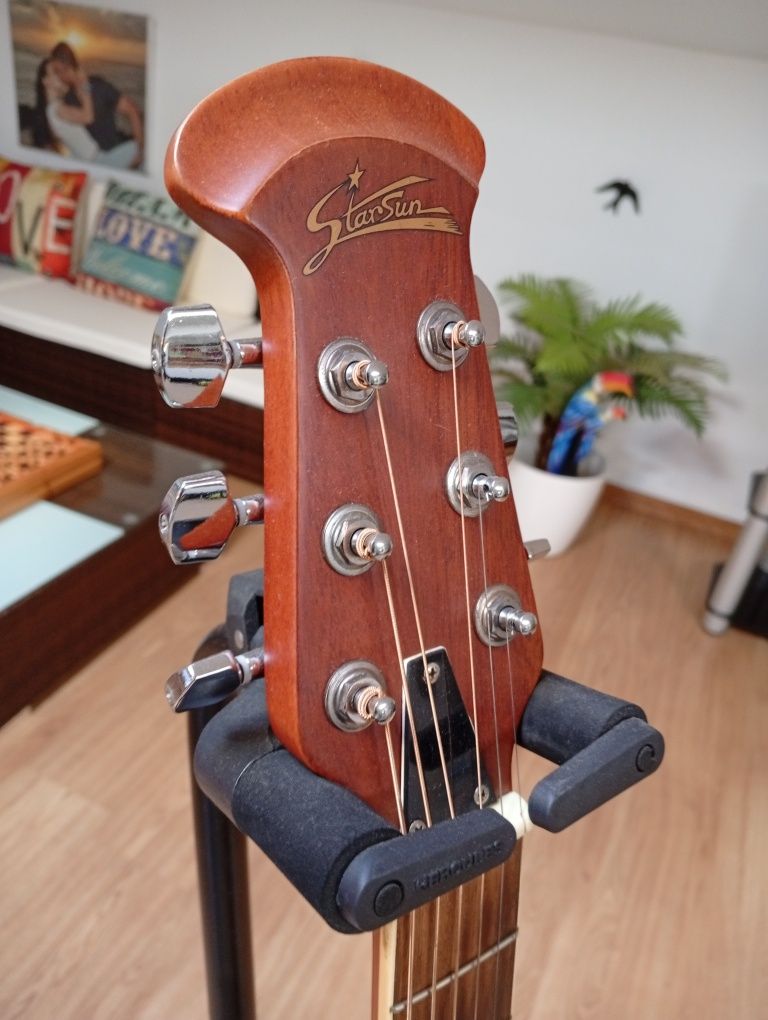 Guitarra Semi-acústica tipo Ovation
