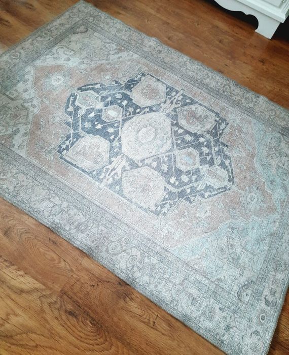 Dywan duży jak retro vintage