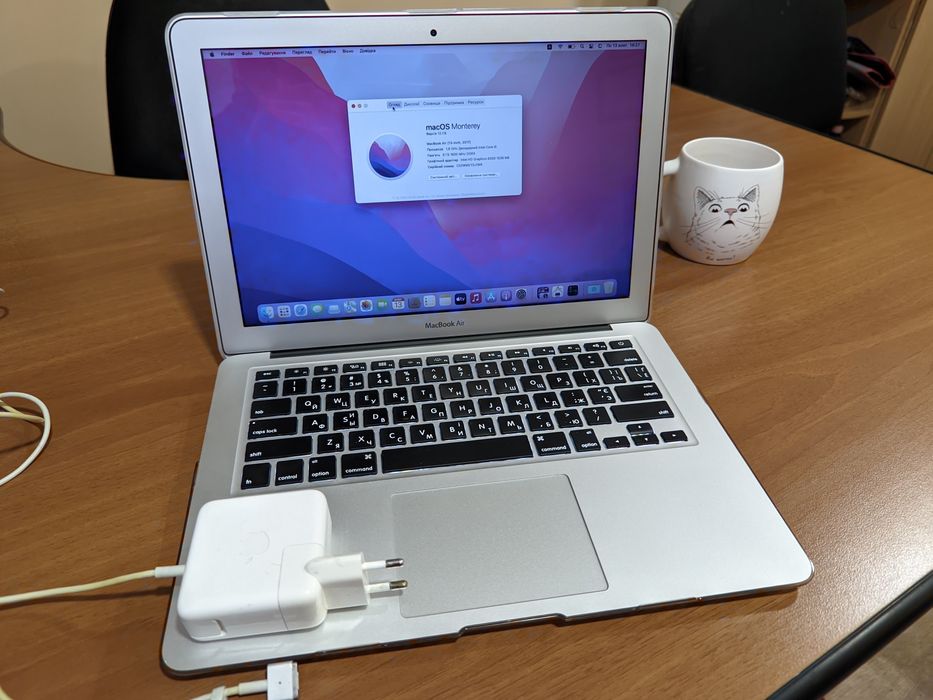Купити Ноутбук Apple MacBook Air 13 a1466, i5/8gb/128gb Васильків