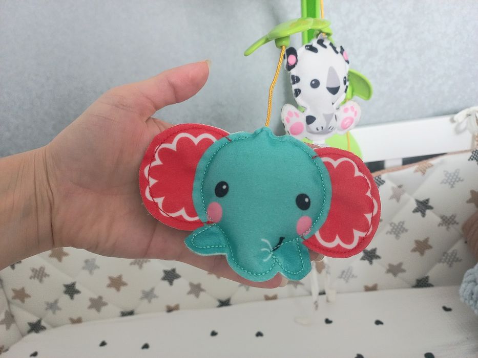 Мобіль дитячий на ліжечко