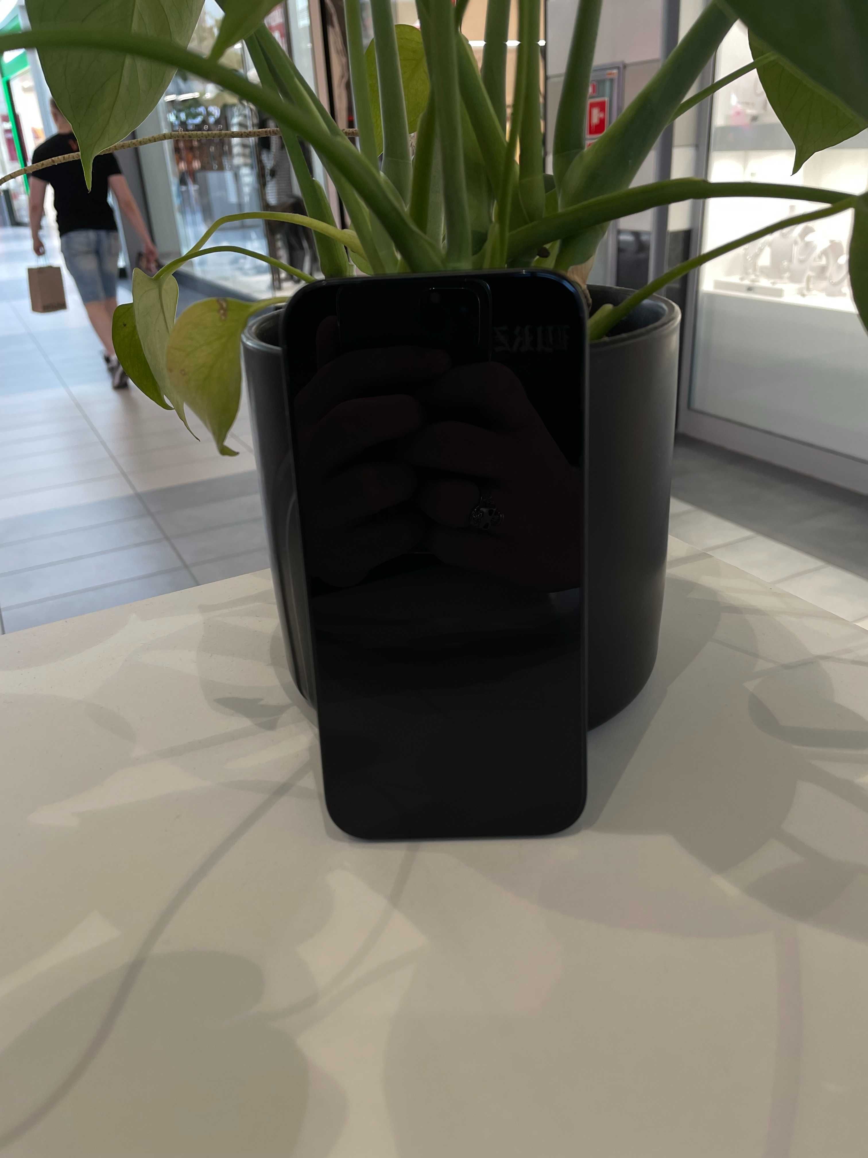 iPhone 15 128 GB Black - jak nowy!