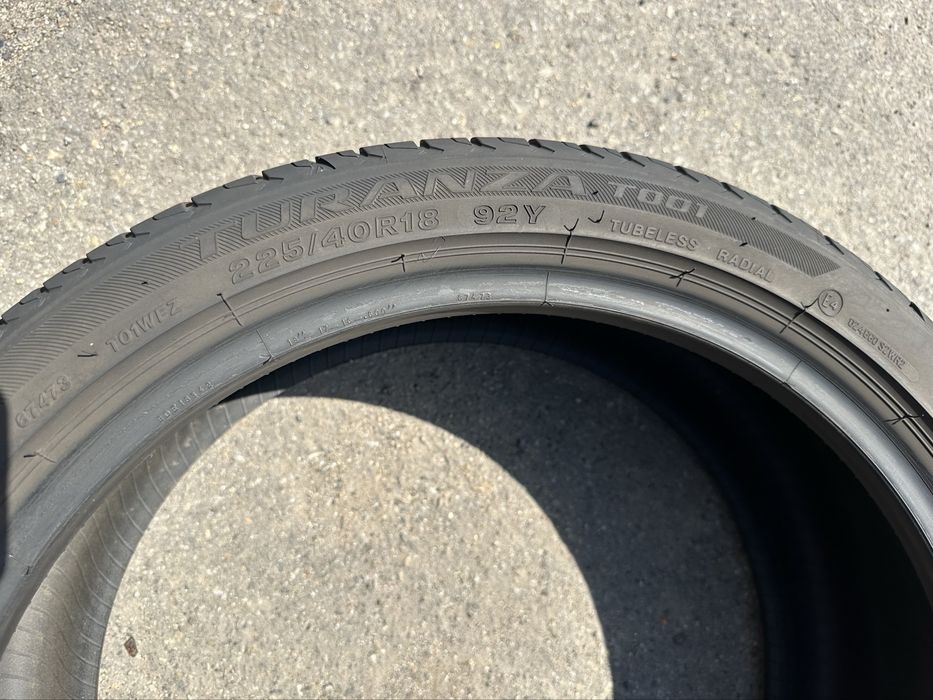225/40 R18 Bridgestobe Turanza T001 /2шт./літо/