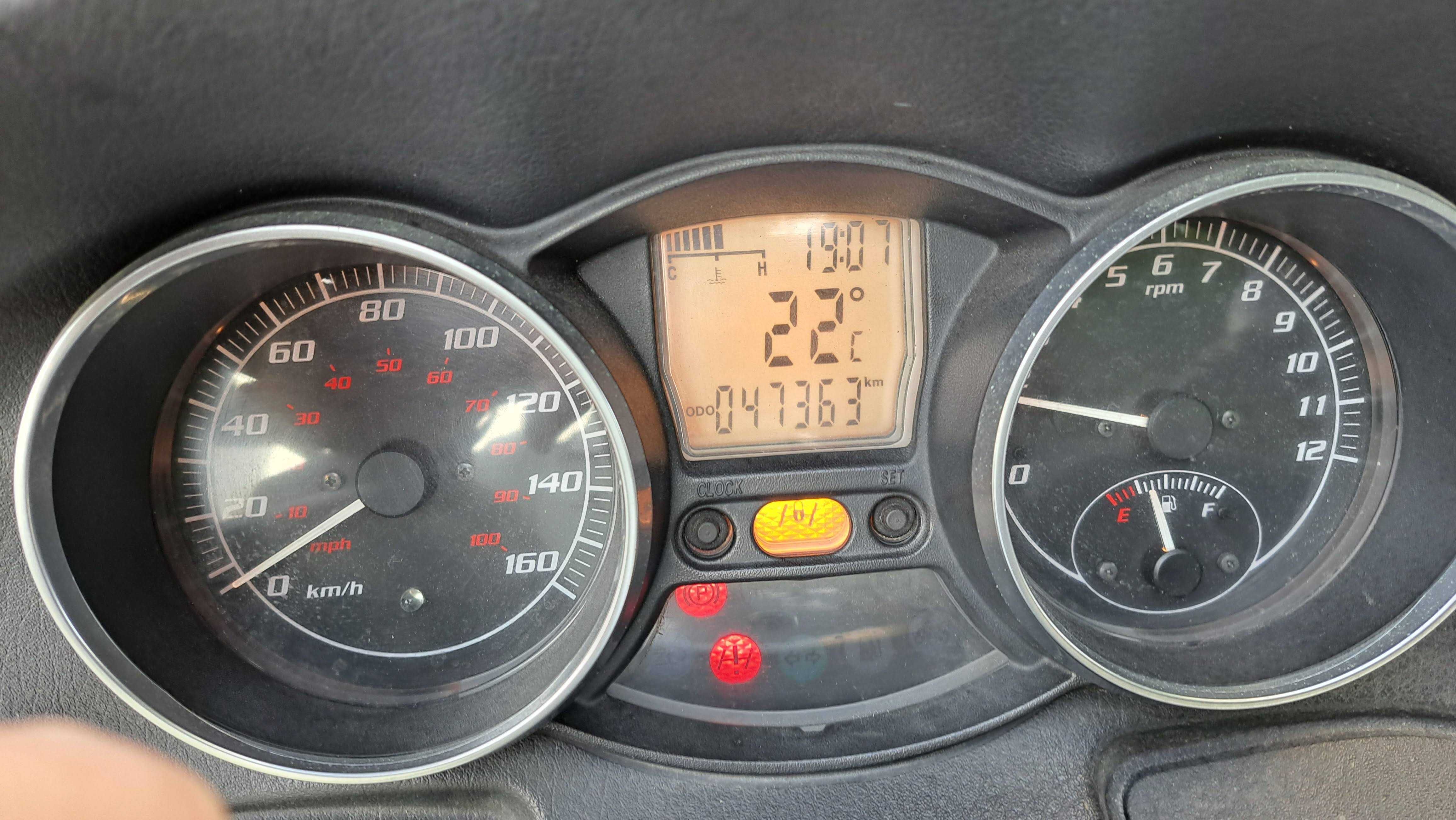 Piaggio MP3 250LT