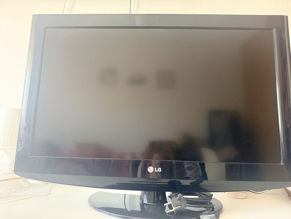 Vendo TV LG em bom estado