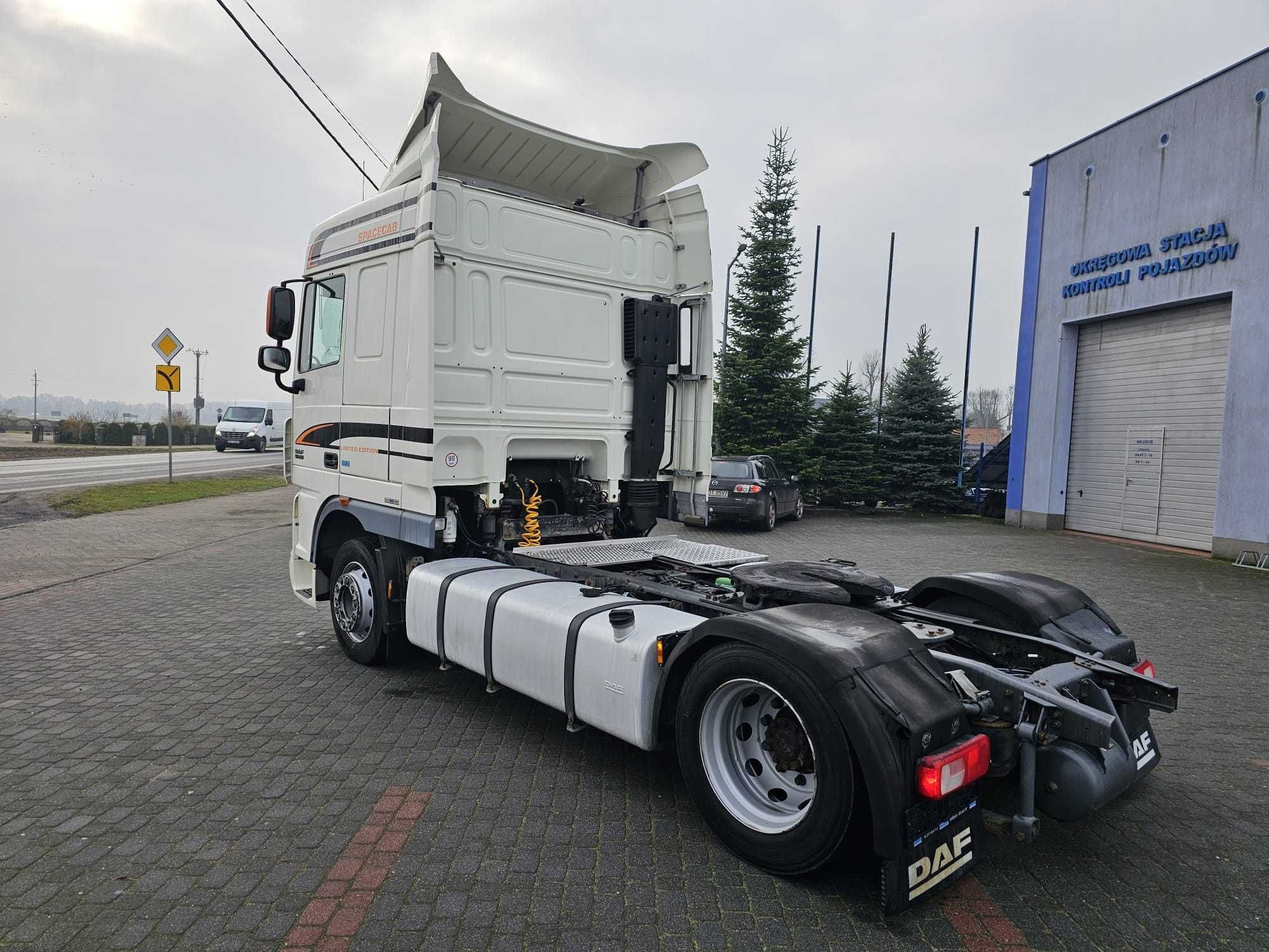 Ciągnik siodłowy DAF XF