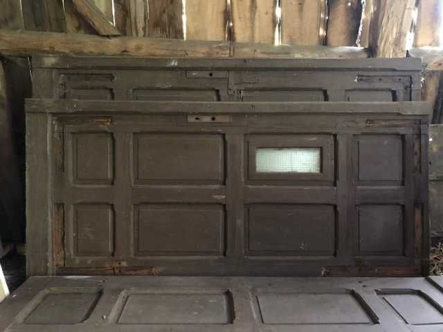 Stare wrota drewniane