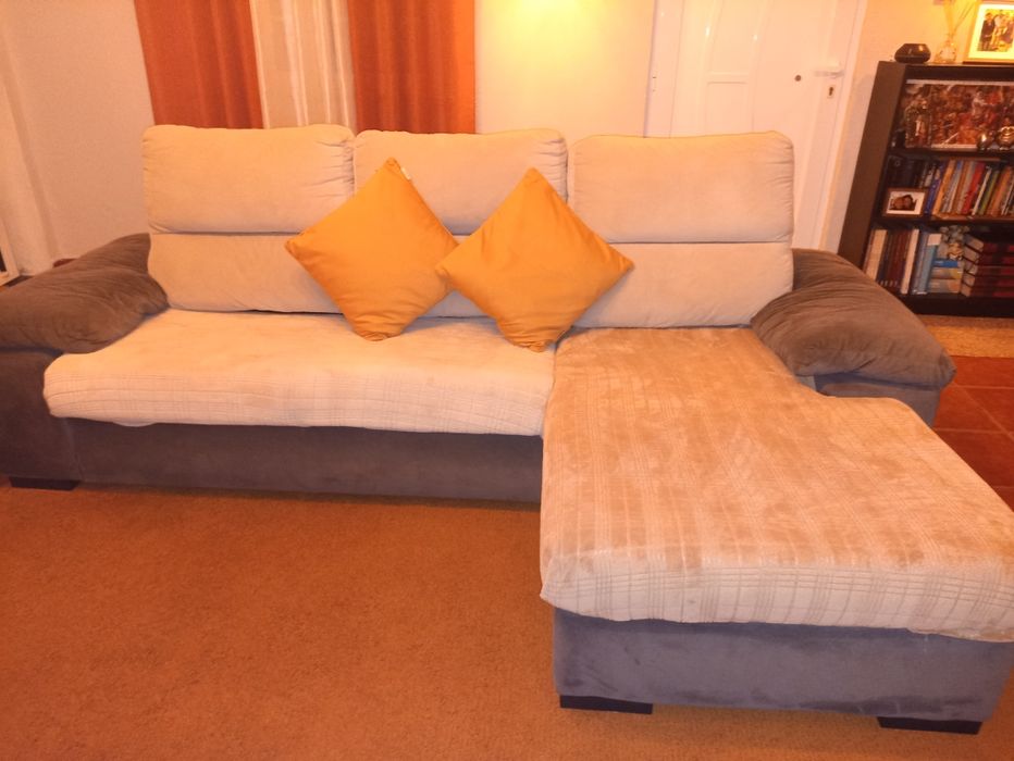 Grande oportunidade - Sofá 3 lugares com chaise longue