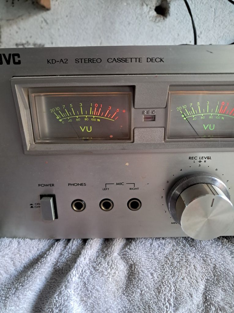 Magnetofon JVC kasete deck
