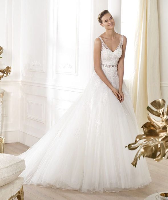 Vestido de noiva corte princesa_Pronovias
