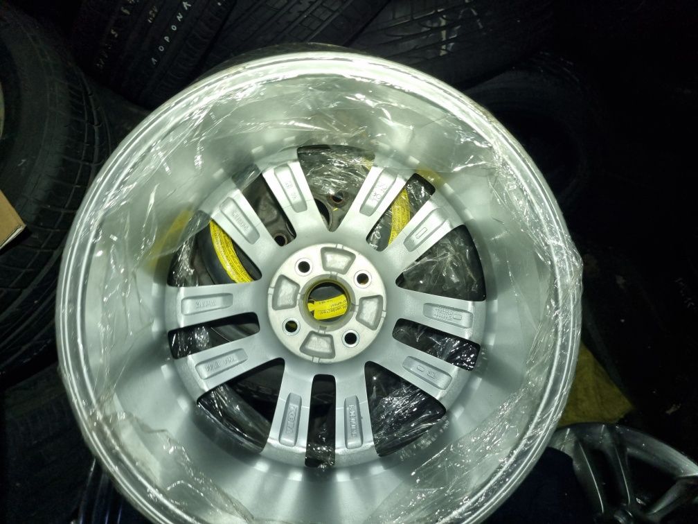 Nowa Alufelga 1 z 3 Opel Adam Corsa C D E Meriva Combo C 17 4x100 ET44