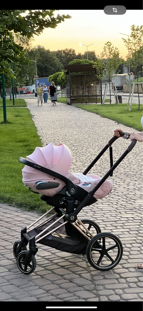 Автокрісло Cybex