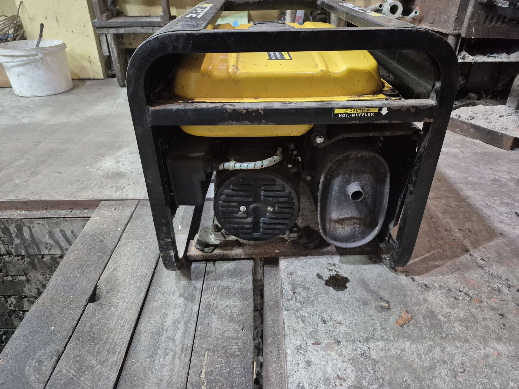 Генератор Forte 3500