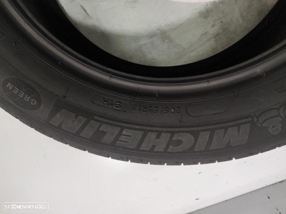 2 pneus semi novos 205-55r16 michelin - oferta dos portes