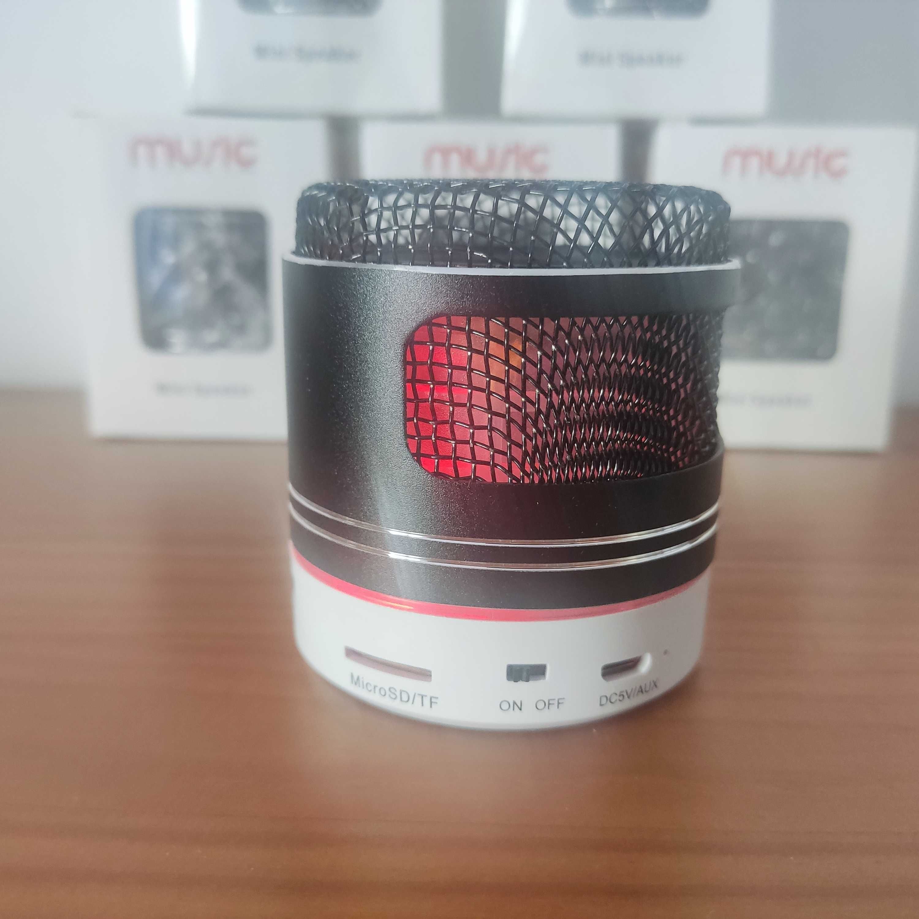 Mini coluna sem fio Bluetooth MP3 FM USB Rádio MicroSD USB