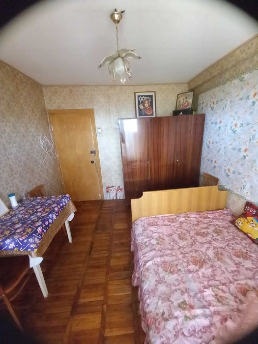 Сдам комнату на Лісному масиві.