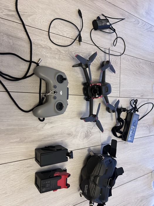 Dron dji fpv zestaw