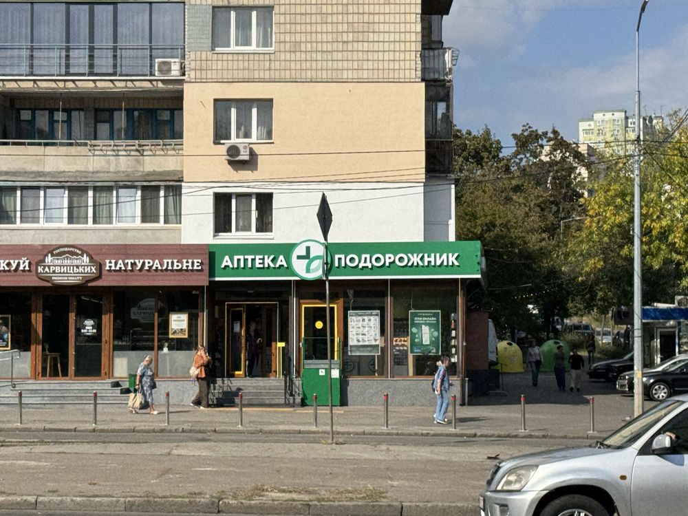 Продам магазин, ФАСАД, Голосіївський пр-т, М Васильківська