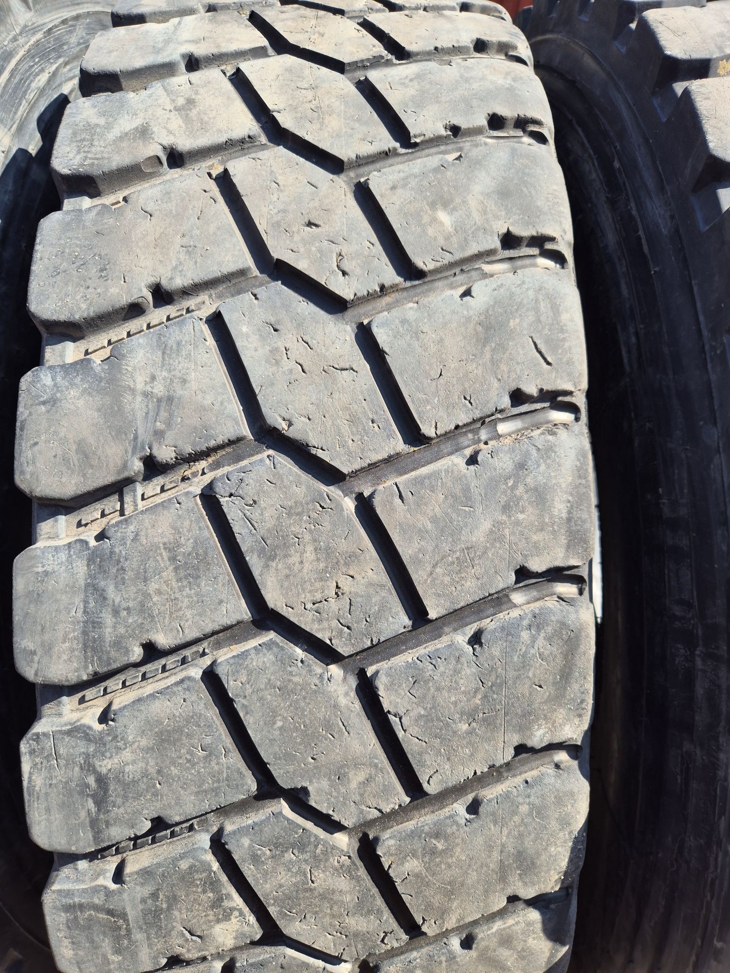 Opony 315/80r22.5