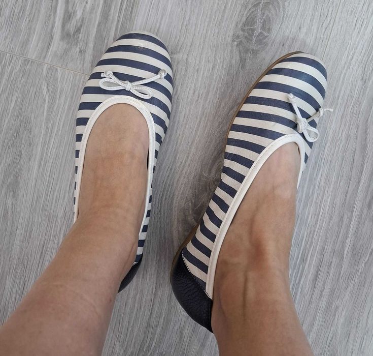 Балетки жіночі шкіра Р. 39 устілка 26 см.