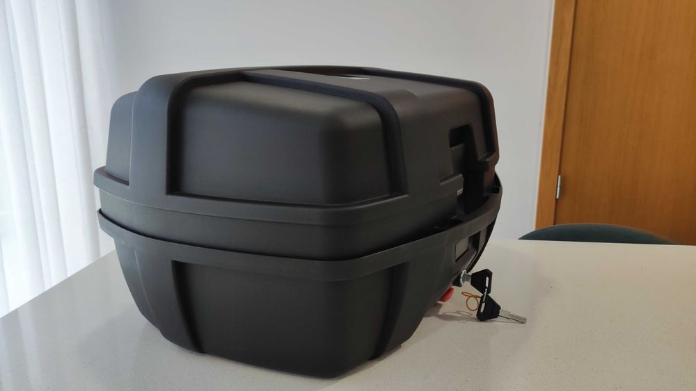 Mala Mota, Top Case, 47L, como nova, universal