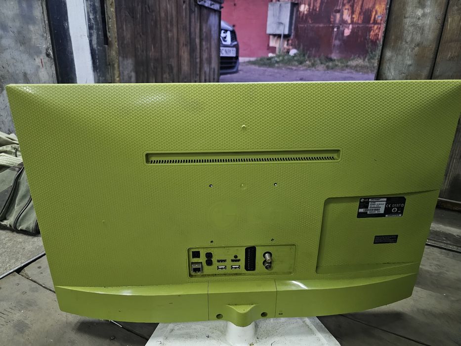 Телевізор LG 29.  29LN4607